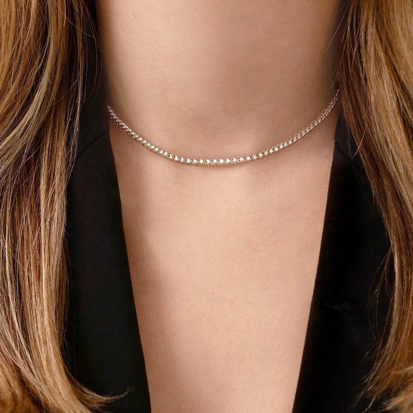 2.0ct diamond tennis necklace 18k gold on neck