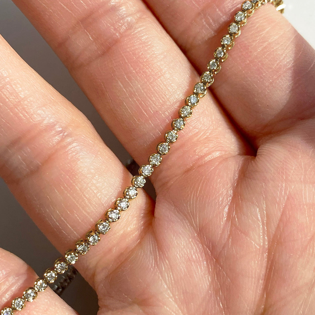 2.0ct diamond tennis necklace 18k gold zoom