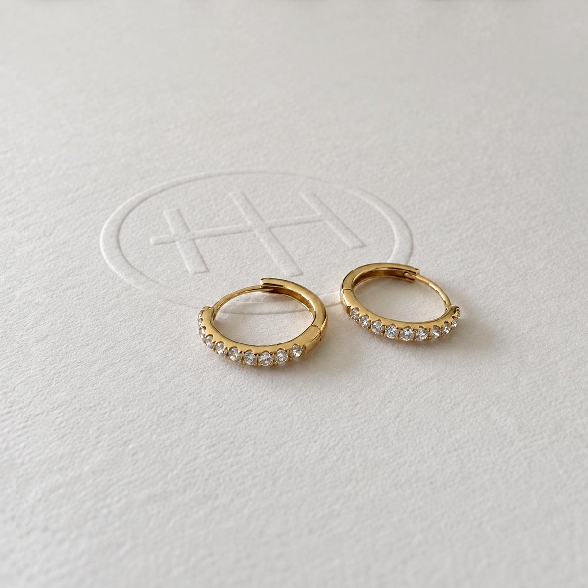 embrace 0.26ct diamond hoop earrings in 18k gold side view