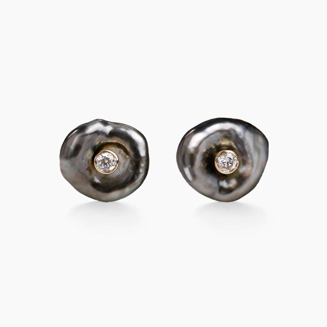 Underwater Grey Keshi Pearl Diamond Earrings in 18K Gold