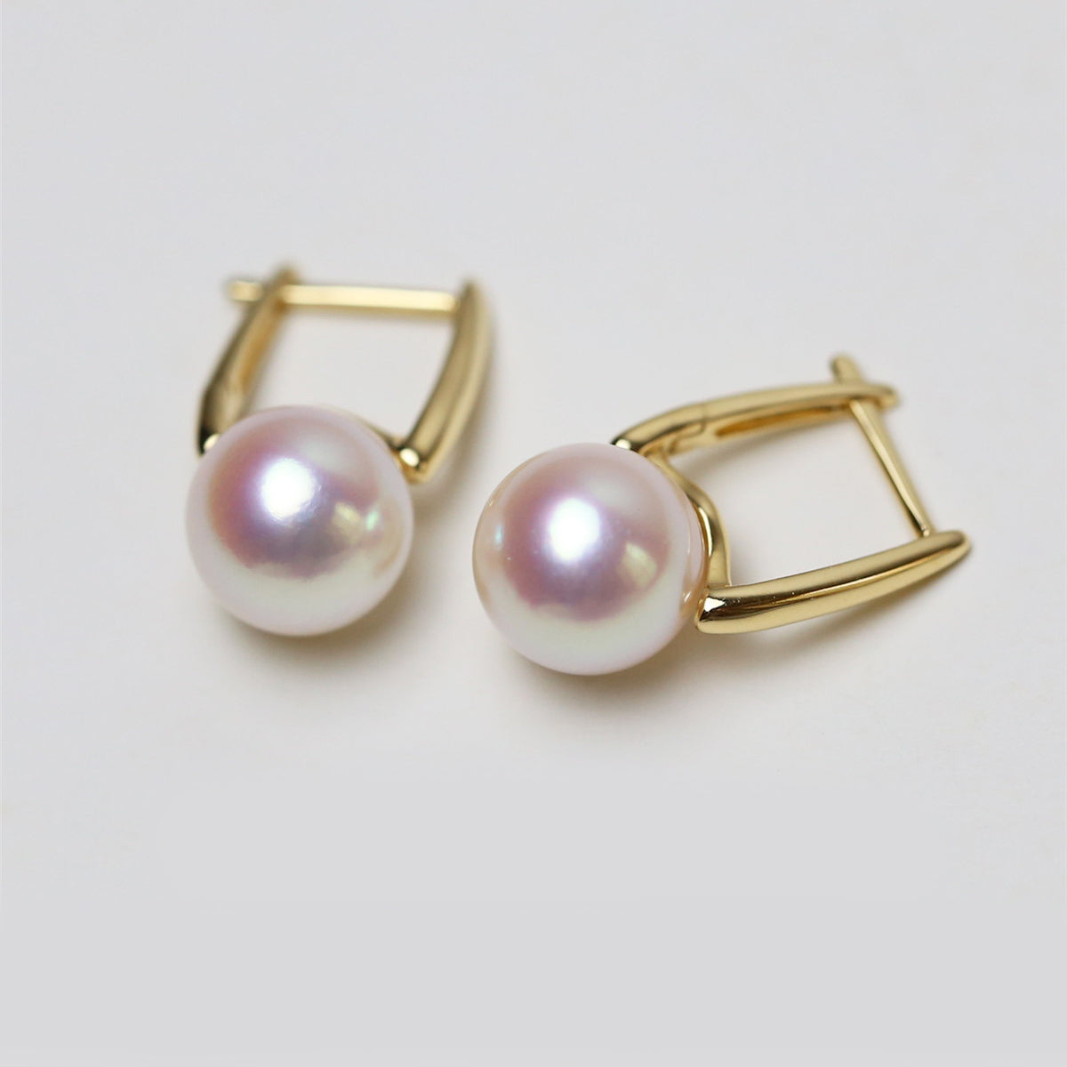 underwater akoya pearl hoop earrings in 18k gold