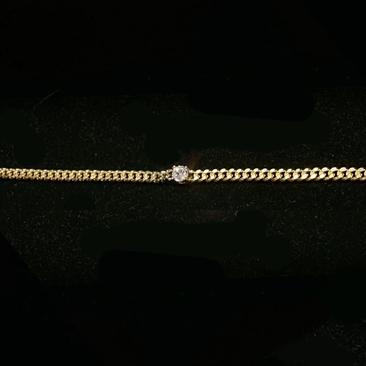 ooak 0.25ctround diamond cuban link bracelet in 18k gold