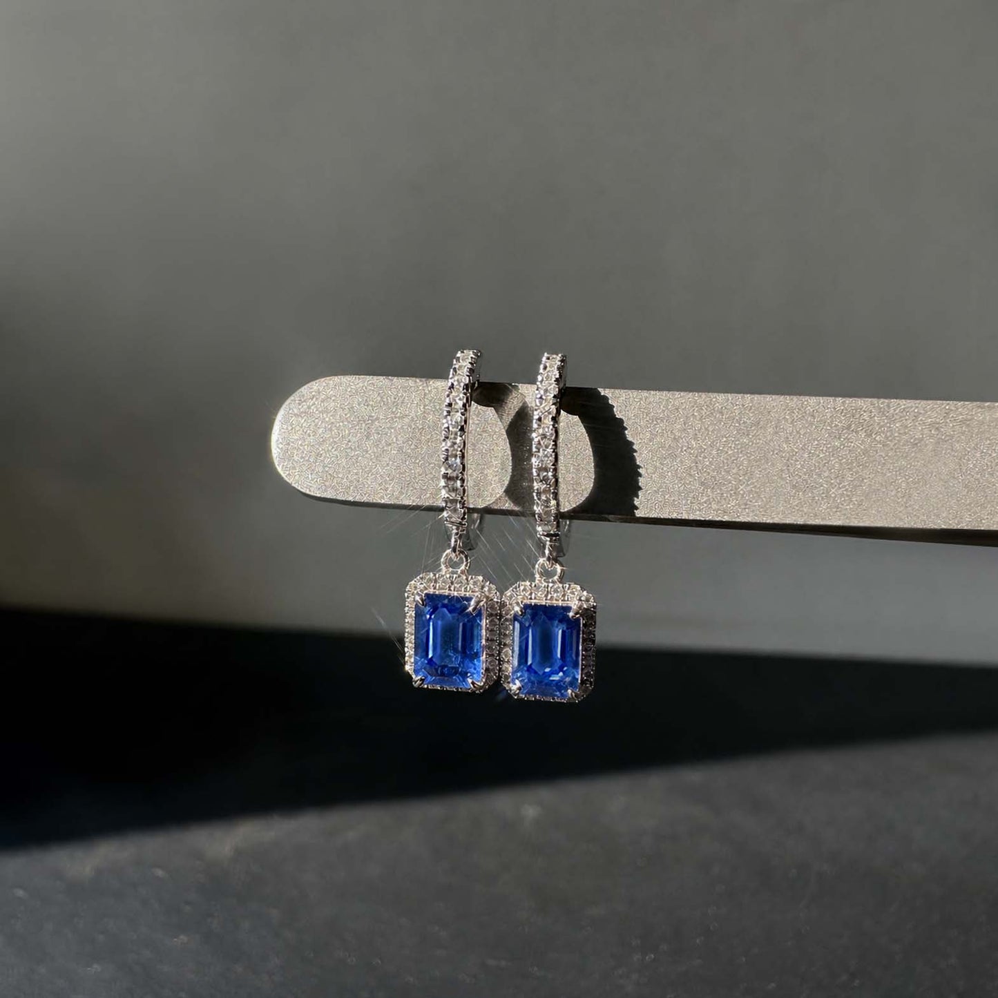 1.7ct sapphire and diamond drop earrings in 18k white gold