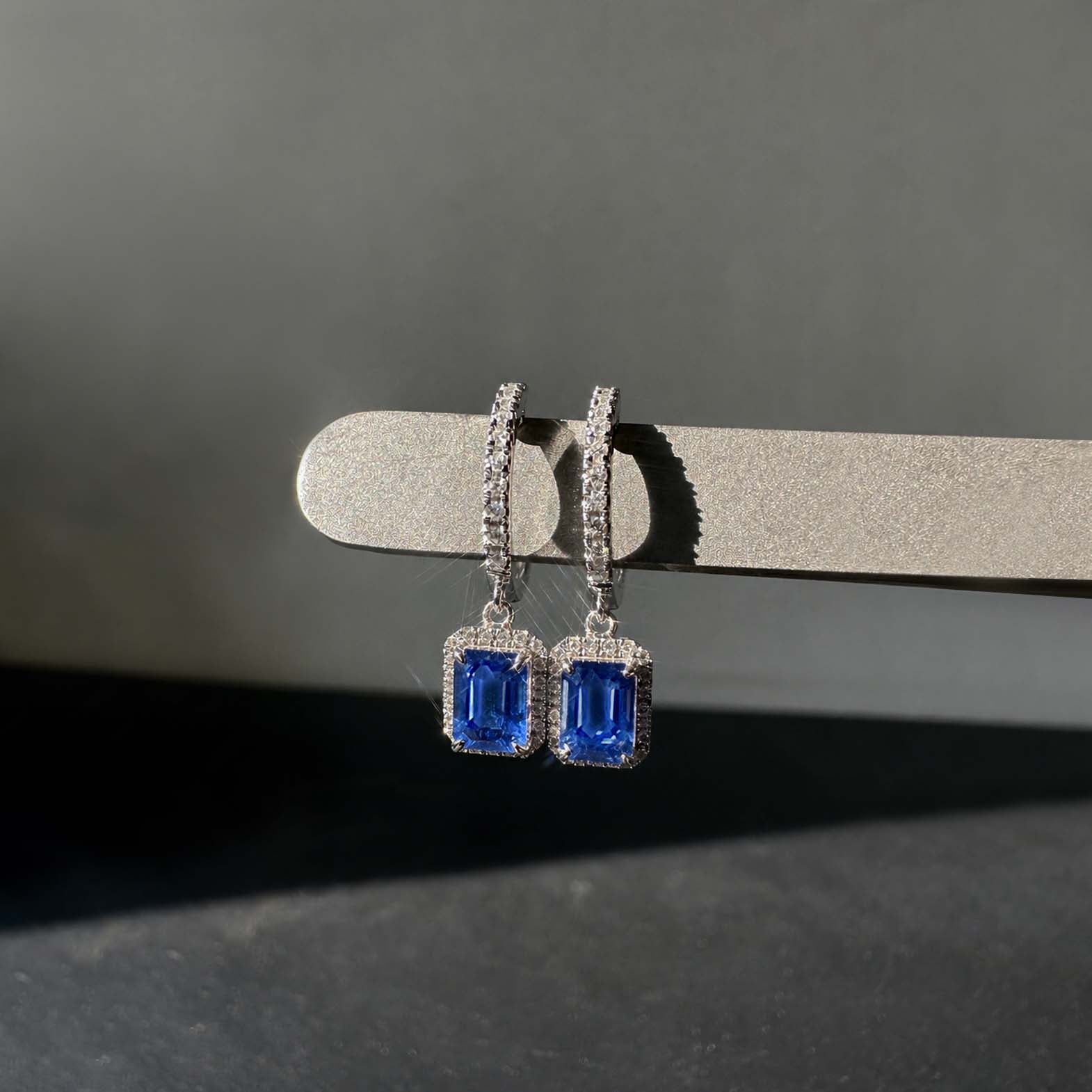 1.7ct sapphire and diamond drop earrings in 18k white gold
