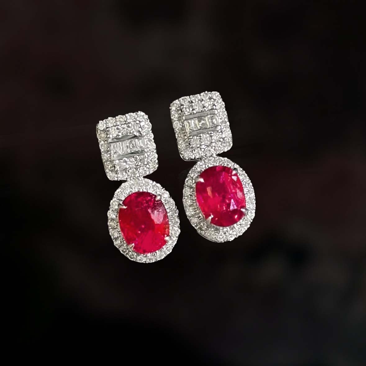 1.0ct ruby earrings with diamonds in 18k white gold