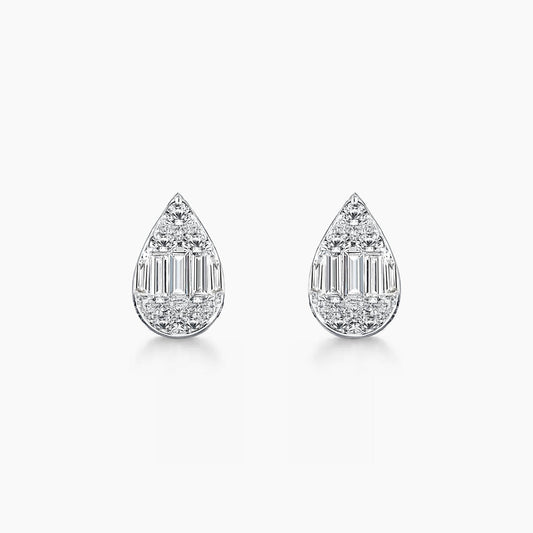 0.2ct pear shape diamnd earrings in 18k white gold