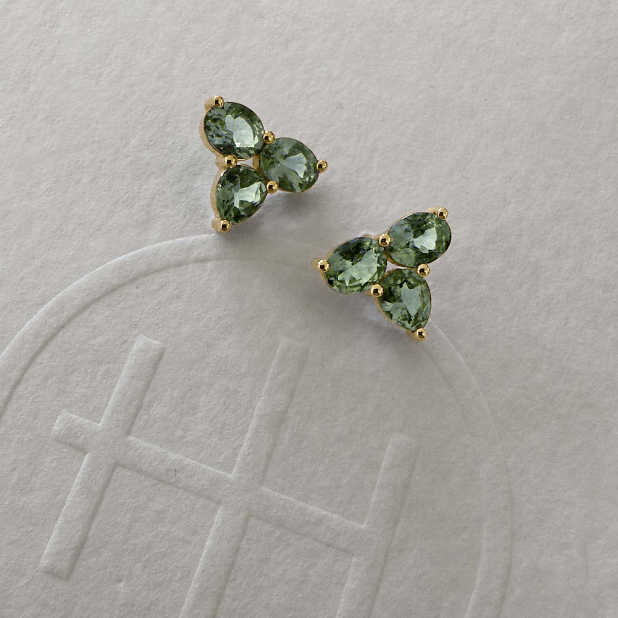 eden small green sapphire earrings in 18k gold front video