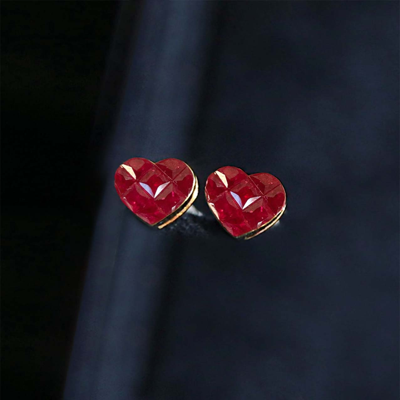 1ct ruby by heart earrings 18k gold
