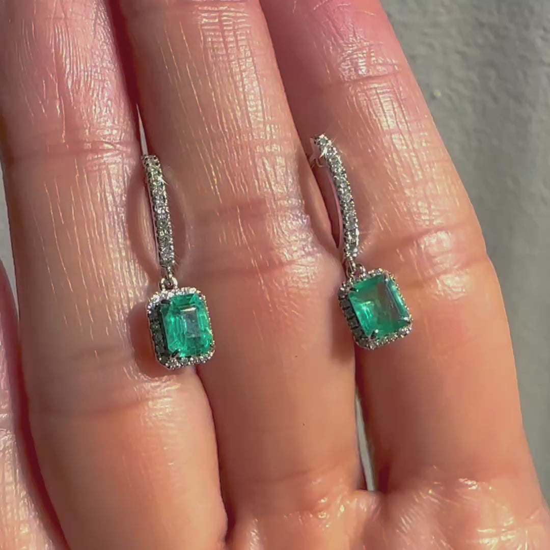 1.28ct emerld drop earrings with diamonds in 18k white gold video