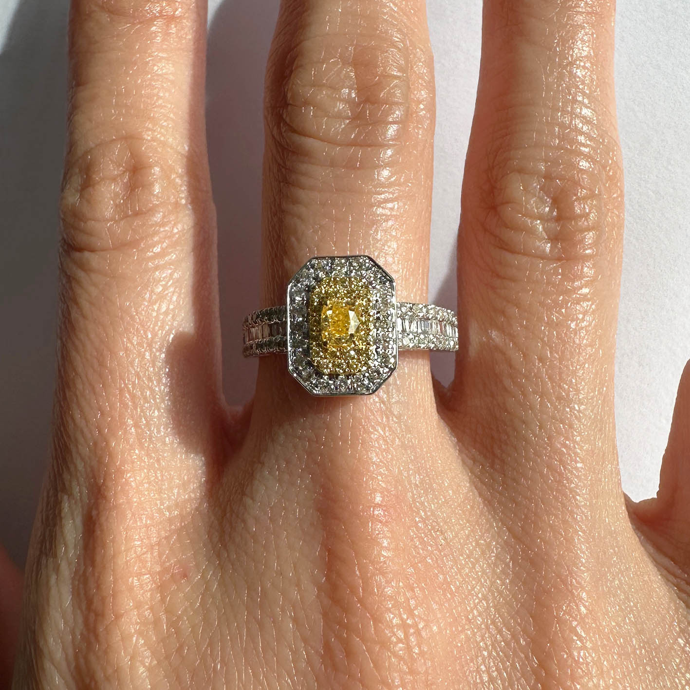 yellow diamond 109ct ring 18k white gold on finger