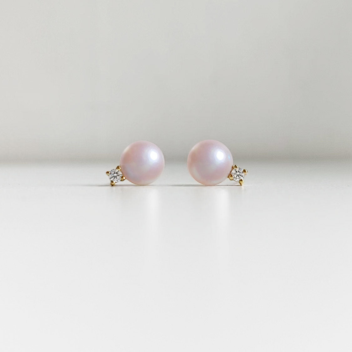 akoya pearl diamond earrings 18k gold