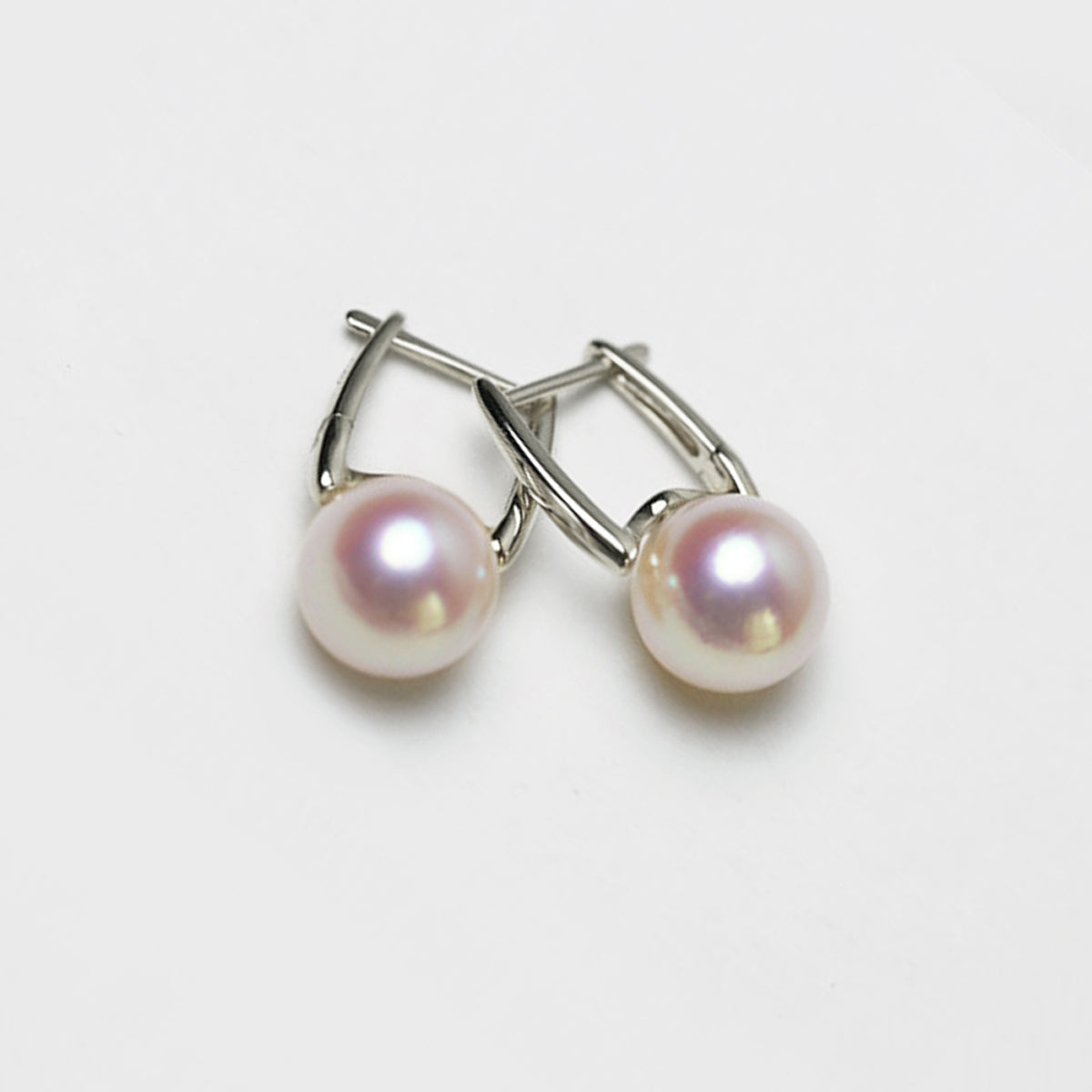 akoya pearl hoop earrings 18k white gold