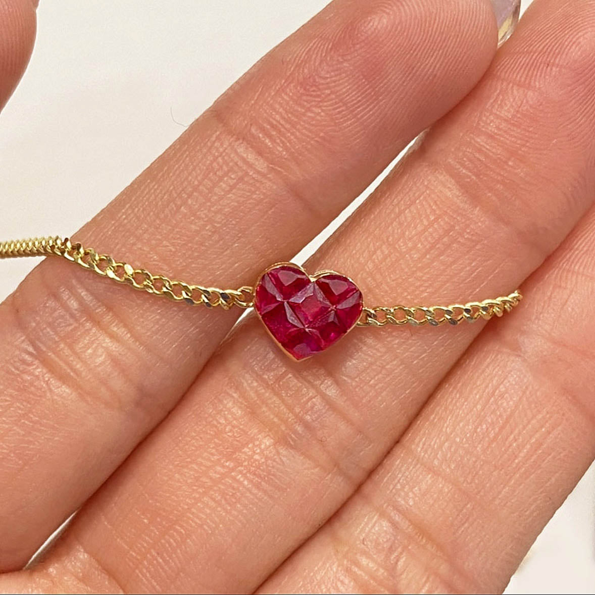 1ct ruby by heart bracelet 18k gold