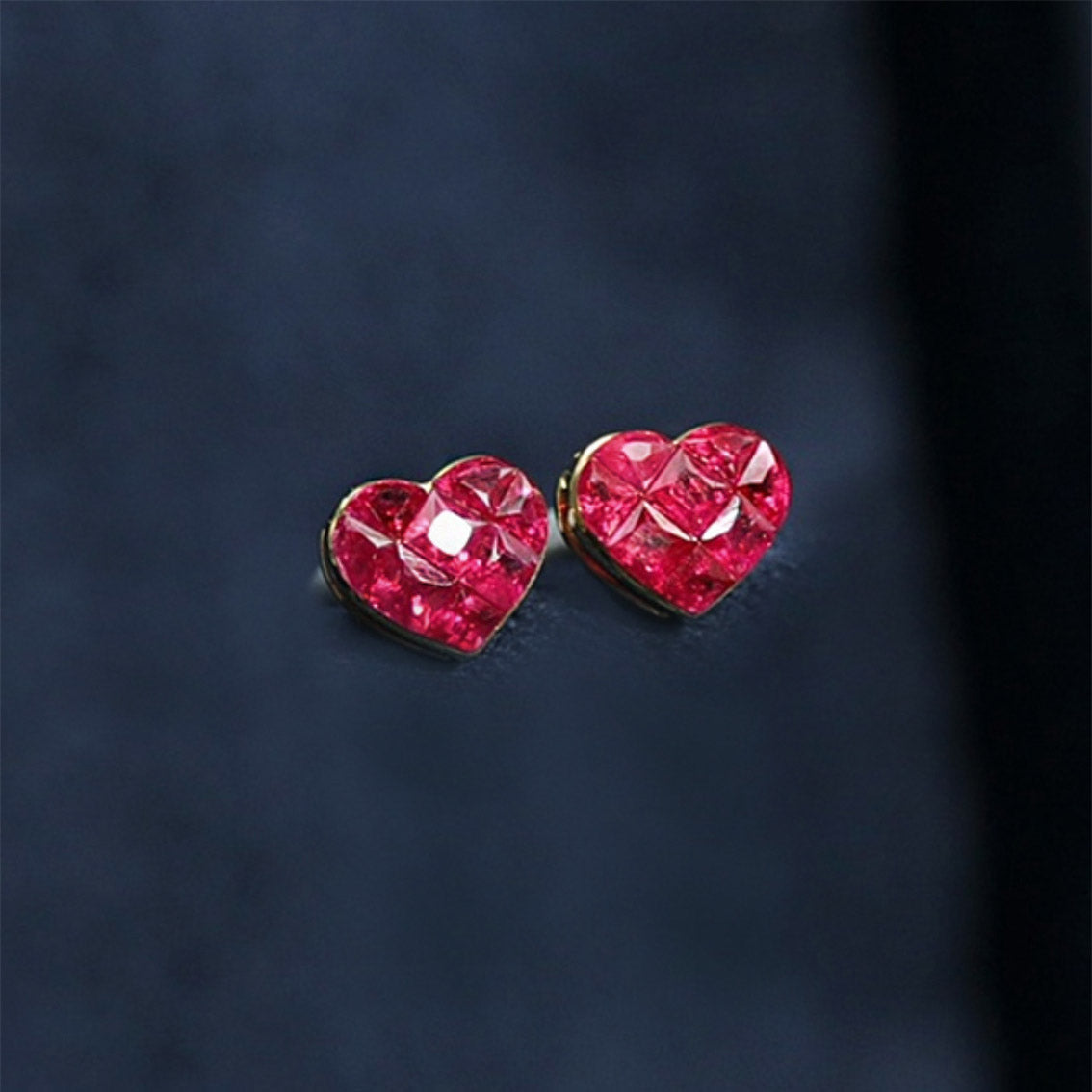 1ct ruby by heart earrings 18k gold