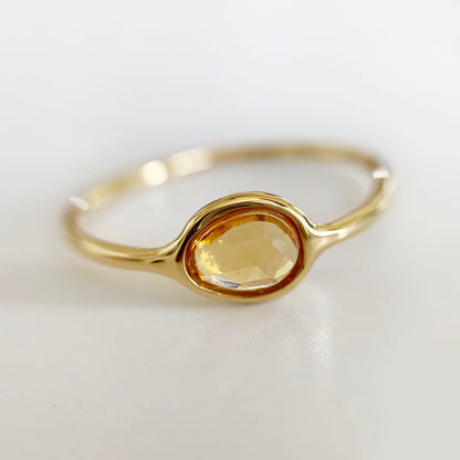 yellow sapphire ring 18k gold